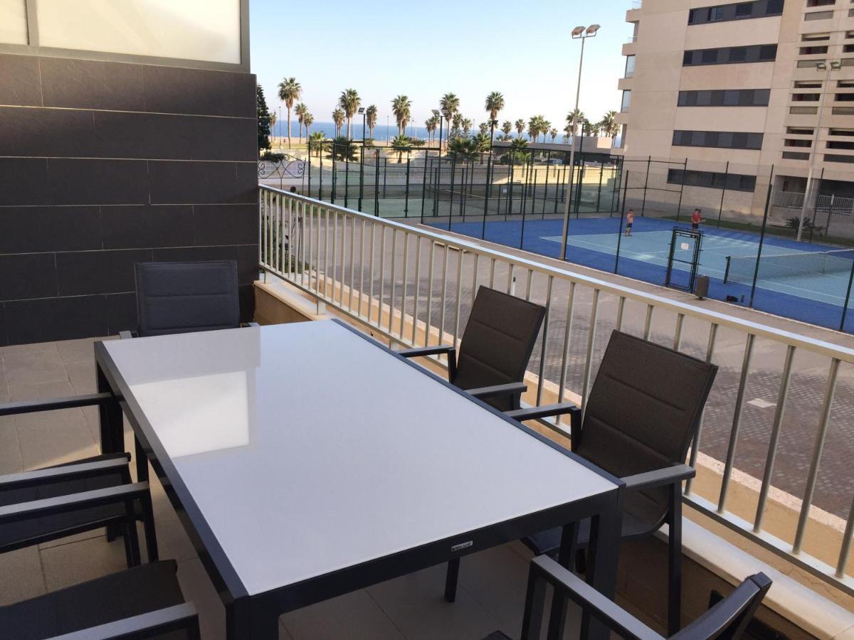 Apartamento Lujo, Primera Linea Playa, Garaje, Wifi, Piscina Climatizada Roquetas de Mar Exterior photo